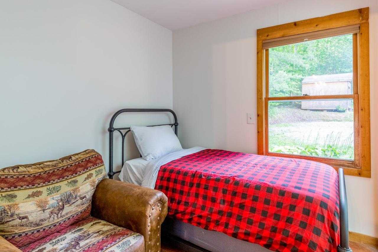 Villa Pebble On The Creek Whittier Esterno foto